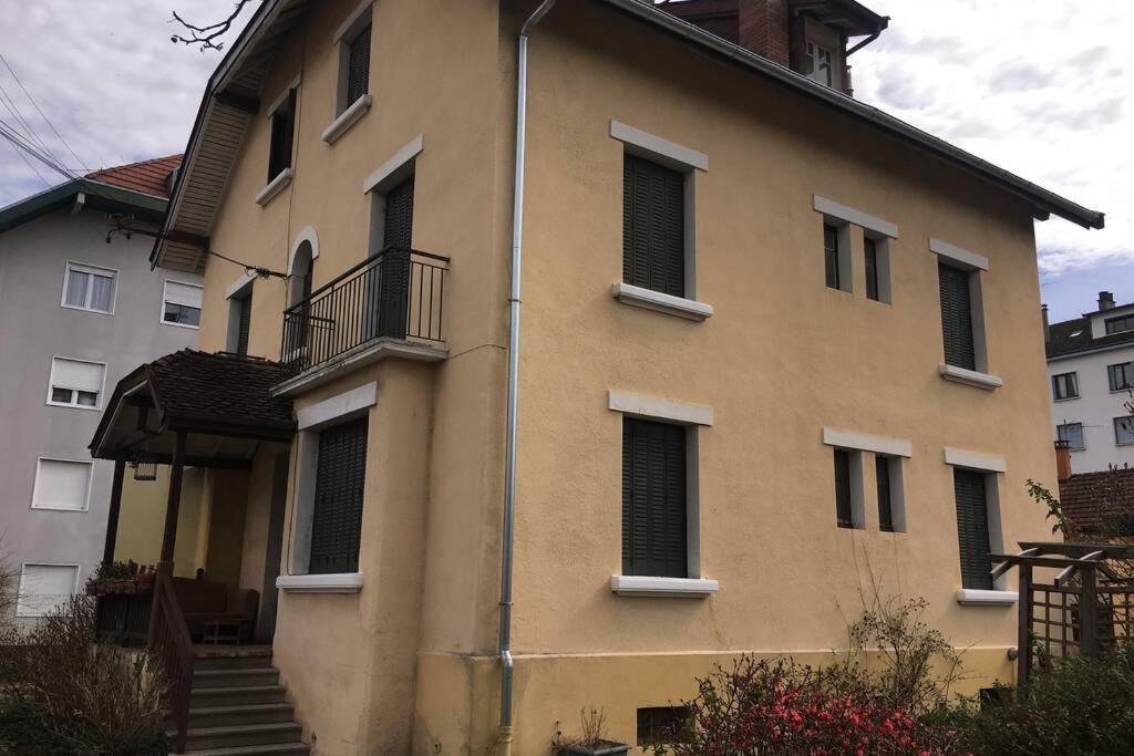 Le Catalpa - Centre Ville, Jardin & Parking! Annecy Bagian luar foto